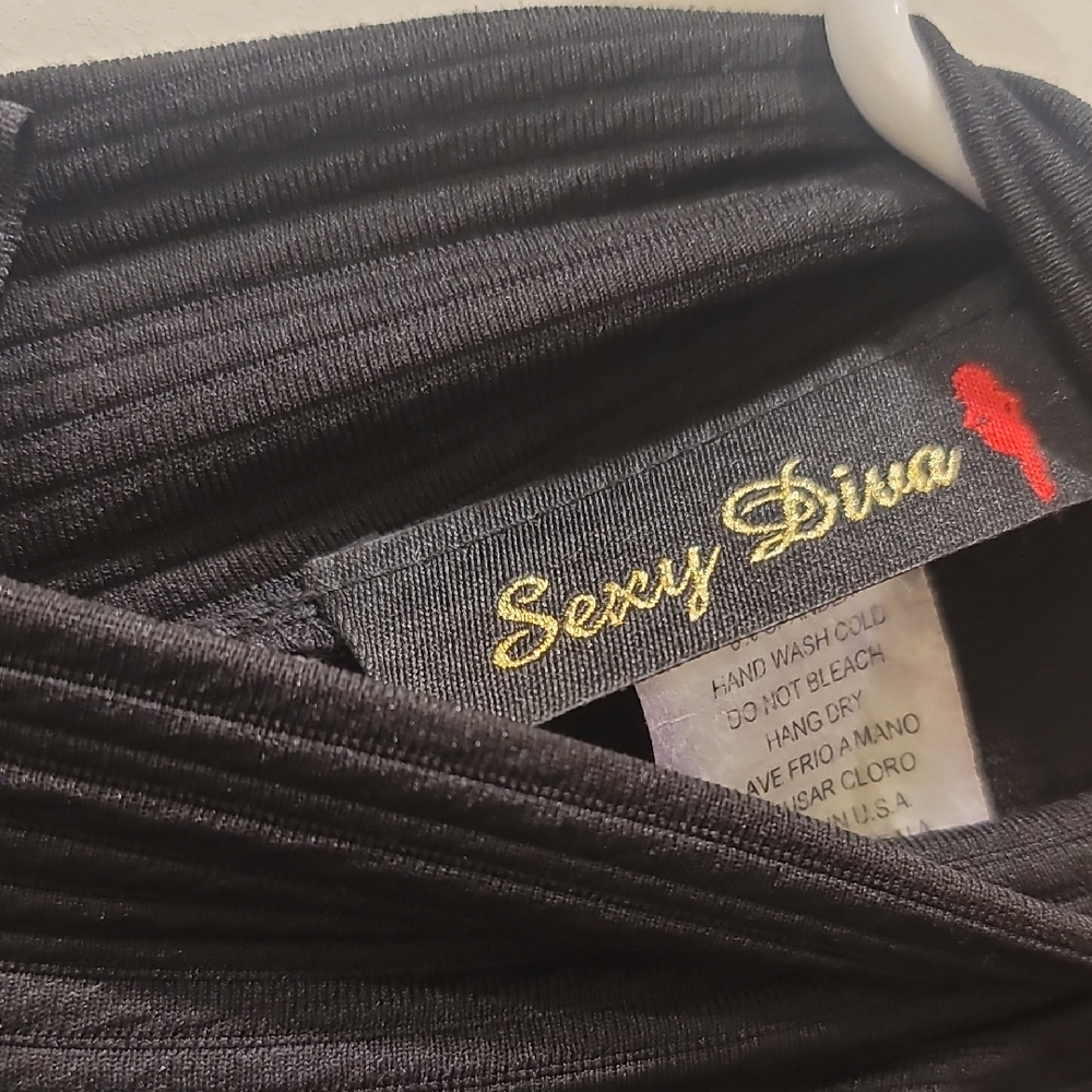 Sexy Diva Black Ribbed Top